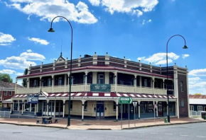The Bolt Inn, Uralla